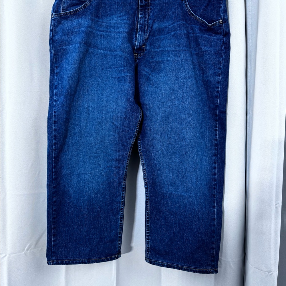 Wrangler Men's Deep Blue Straight Jeans